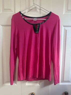 Liz Claiborne Hot Pink Long Sleeve Ribbed Top with Black Trim